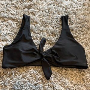 (2/$15) 🟡 Front Tie Bikini Top